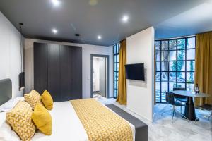 33SolonosSuites