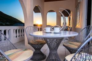 876 JA Oasis & Homestay - by Kingston Airport