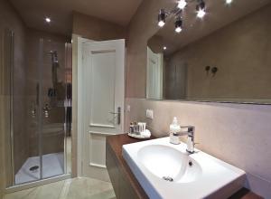 Apartments Florence - Giglio santa trinita