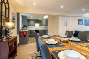 The Warren - Kendal Town Centre, with Parking