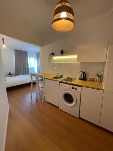 On the river Ultra central Suites