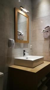 Hotels La Cour de la Paix : photos des chambres