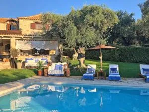 Lalla Luxury Villa - Lithakia