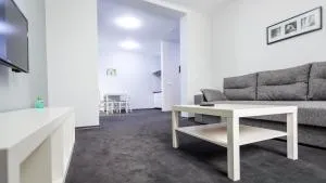 Rakhiv Hotel & Apartments - Kvasʼni