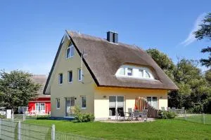 Holiday home in Vieregge with sea beach - Kammin