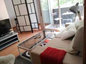 STYLISH FLAT, 2 BATHROOMS and SWIMMING POOL, NEXT TO THE BEACH! - 圣阿德里安-德贝索斯