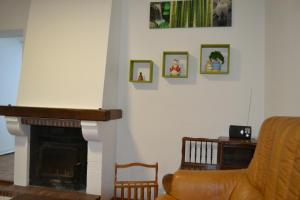 Maisons de vacances Maison chaleureuse a 5 minutes a pied du centre ville a Conches : photos des chambres