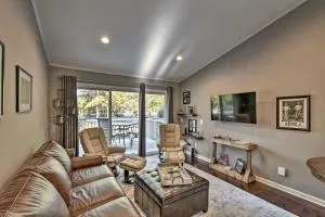 Pinehurst Gem on Golf Course and Putting Green! - Pinebluff