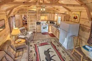 Cozy Augusta Cabin with Grill - Walk to Main St - Golden Ridge