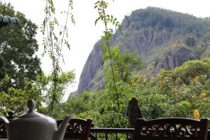 Rock side inn - Ella