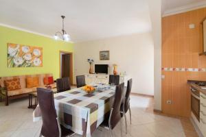 T2 Anastácio com vista Piscina