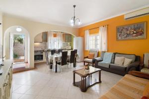 T2 Anastácio com vista Piscina