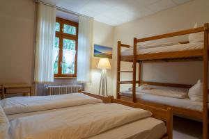 Hotels Hotellerie du Couvent Oberbronn : Chambre Familiale avec Salle de Bains Privative