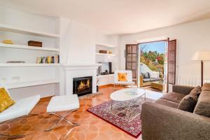 EN- Cozy Andalusian style townhouse in Marbella