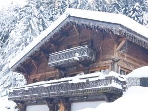 Maisons d'hotes chalet le plan du rtia : photos des chambres