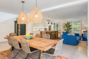 Villa Longa by Balearic Villas