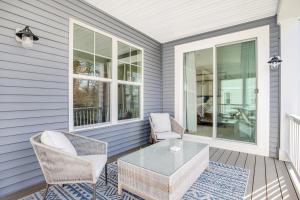 Tidal Walk --- 45 Tibbetts Point Way