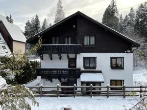 Casa Caluco - Pârâul Rece