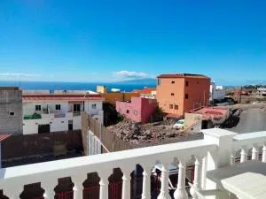 Atlantic Mirage Los Menores - Armeñime