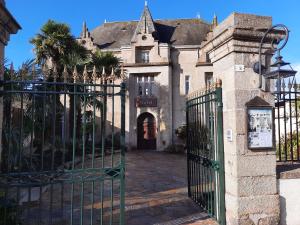 Hôtel De La Barbacane