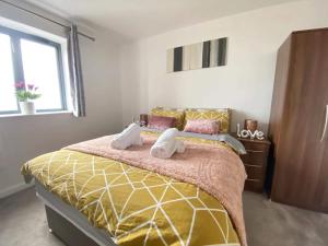 Beach Front APT with Stunning Sea View