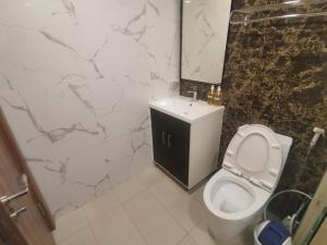 Super 1BDR in Water Park Resort