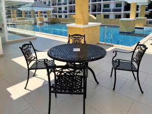 Super 1BDR in Water Park Resort