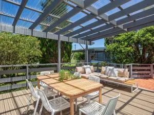 Boho Pet Friendly 1 Min Walk to Beach - Greenwell Point