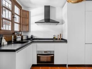 Limehome Granada Calle Santa Ana