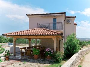 Apartment Camp Marko-5 by Interhome 