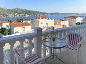 Apartment Suzi-1 by Interhome