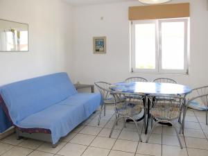 Apartment Andrea-2 by Interhome