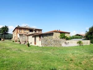 Holiday Home Podere SantElisa-2 by Interhome
