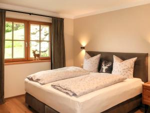 Apartment Chalet Edelweiß by Interhome