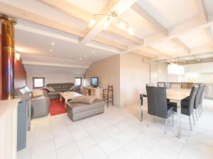 Holiday Home Polderhuis 78 parking and shared pool by Interhome