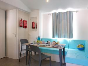 Holiday Home Happy Premium by Interhome