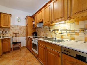 Holiday Home Tamas - SZA180 by Interhome