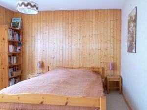 Apartment Centaure B RI 1 by Interhome