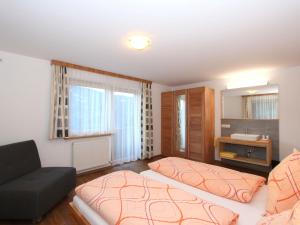 Holiday Home Zeller by Interhome