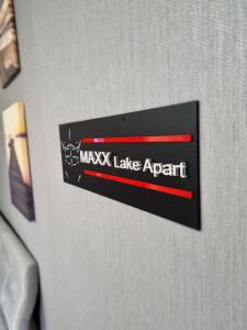 MAXX Lake Apart