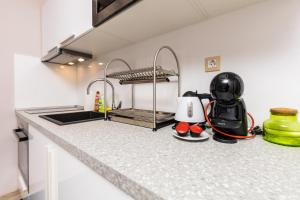 Stella 1&2 - Pink and Grey Studios near the Singing Fountains by Flat Mаnager