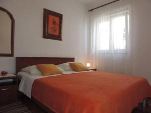 Apartment in Duce with sea view, balcony, air conditioning, W-LAN 5067-1 