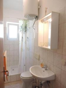 Apartment in Duce with sea view balcony air conditioning W LAN 5067 1