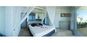 Deluxe Double Room with Terrace and Sea View room in A Tonnara