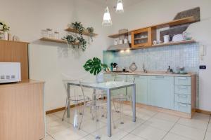 Charlize Apartment by Mamo Florence