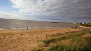 les pieds dans l'eau - Les Boucholeurs