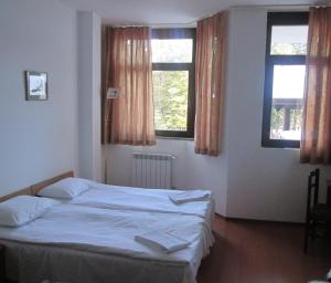 Flora Apartment