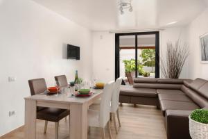 Piece of Ocean by Mea Substantia