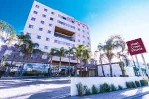 Crown Victoria Hotel - Vigil