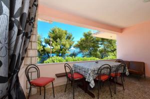 Apartments Alduk with terrace and the sea view